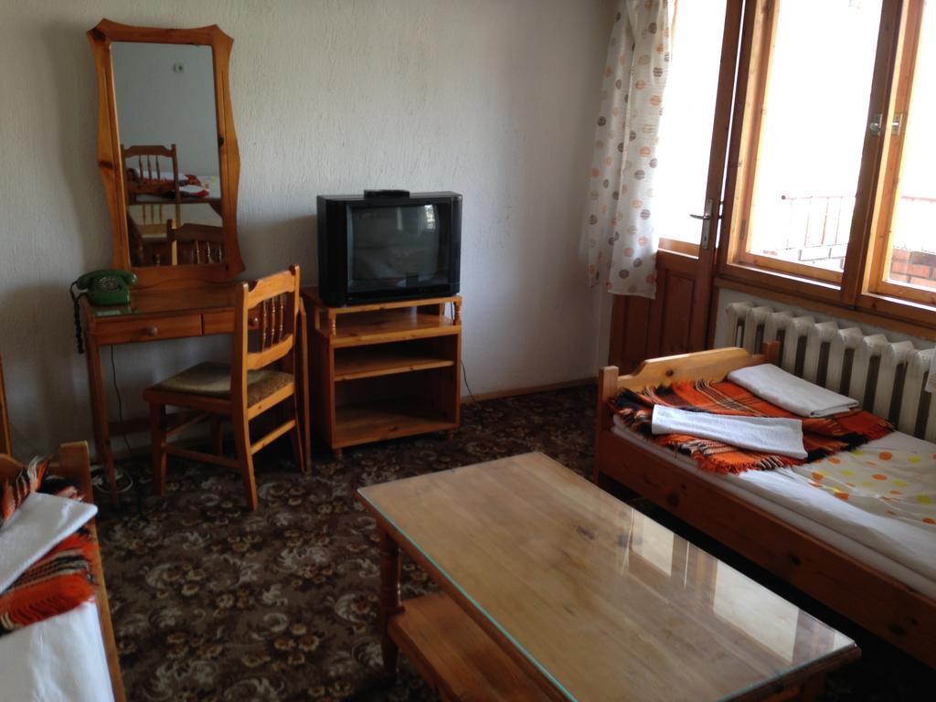 Katerina Family Hotel สโมลยัน ภายนอก รูปภาพ