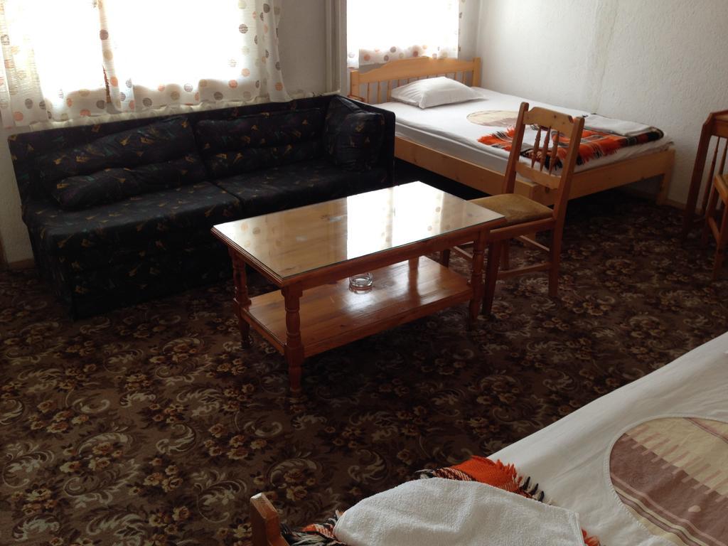 Katerina Family Hotel สโมลยัน ห้อง รูปภาพ